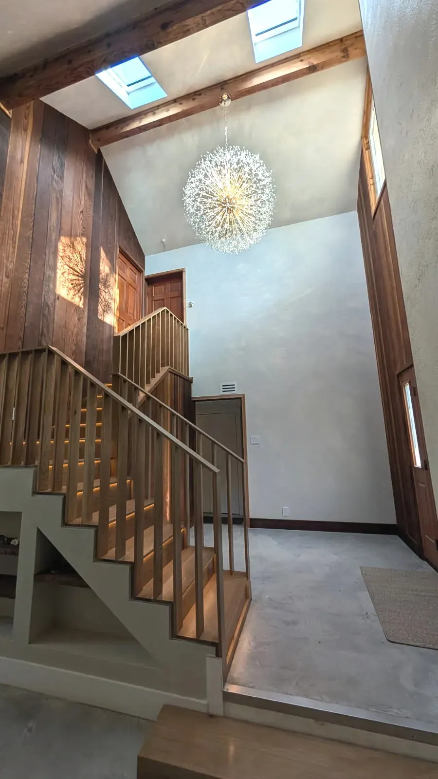 kitchen-remodel-oak-hill-austin-fluted-oak-island-01