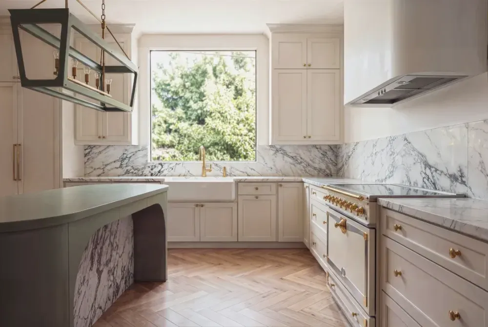 Kitchen and bathrooms remodel in Clarksville in French country style